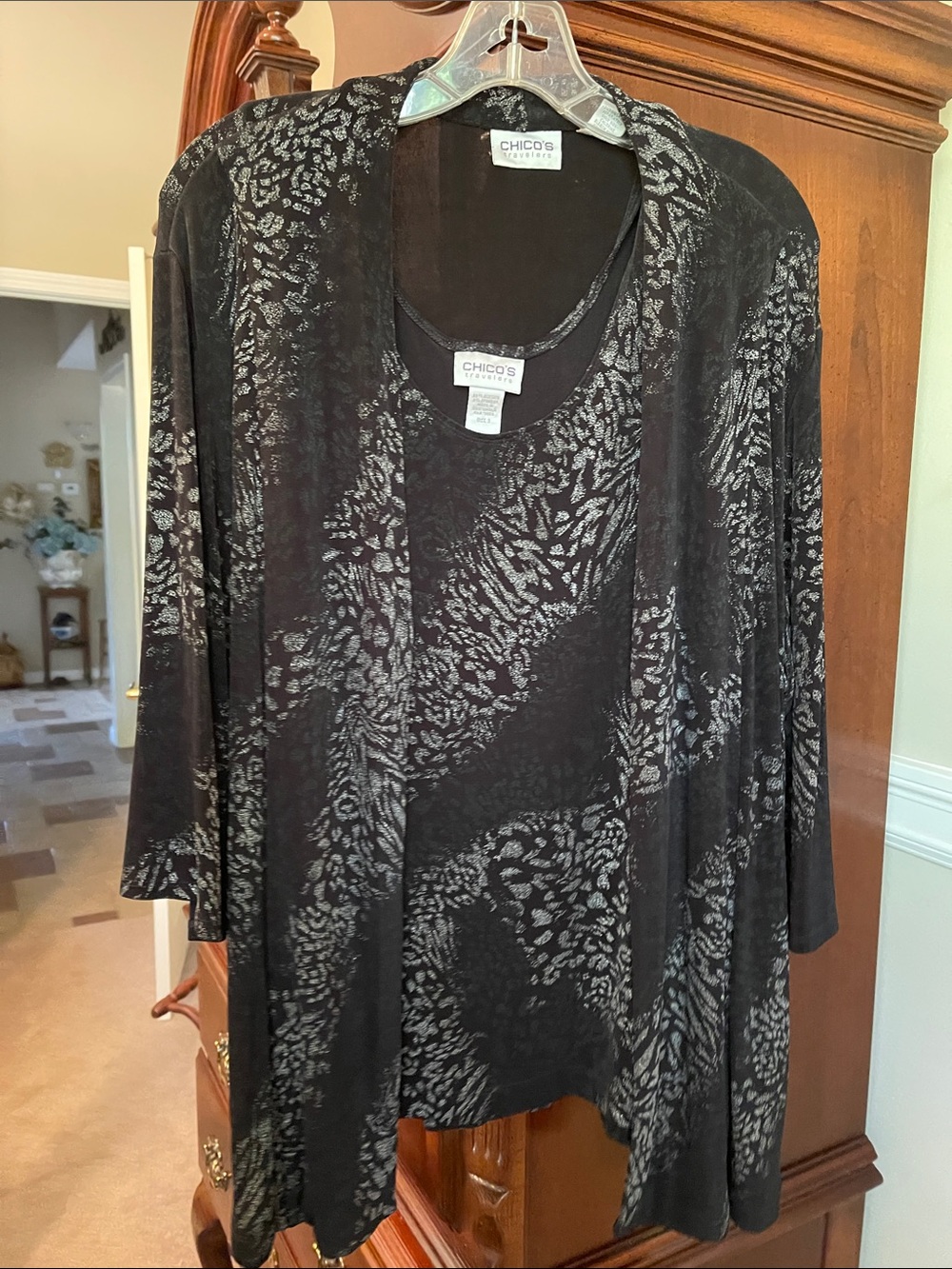 Chico's Black and Gray Printed Open-Front Tunic Set